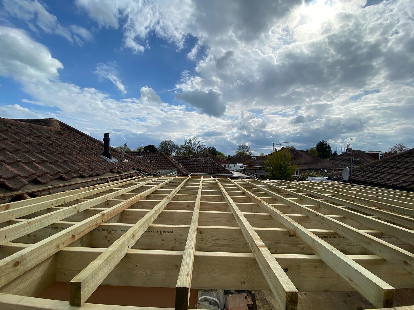 New flat roof joists