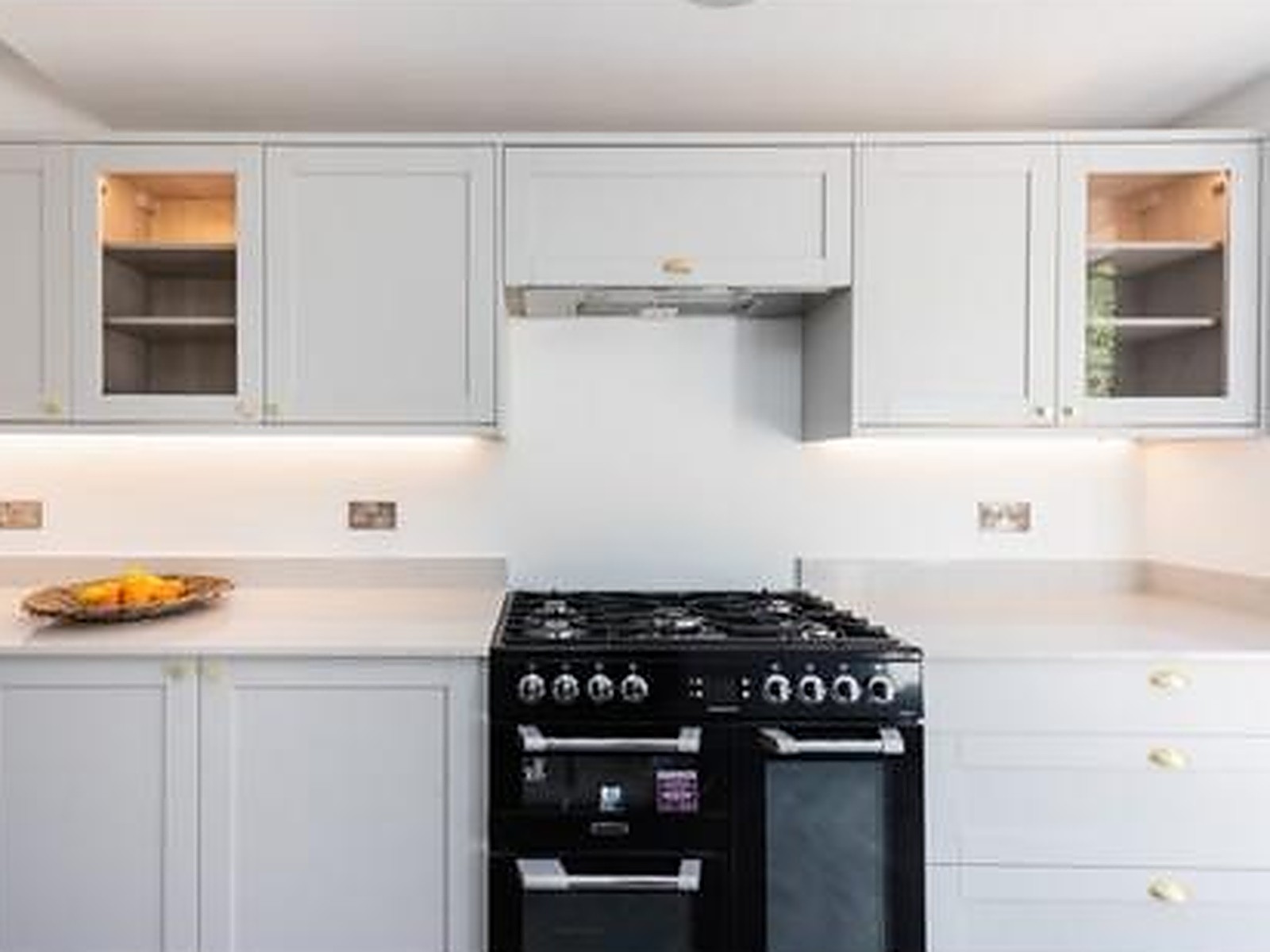 Kitchen refit with range cooker